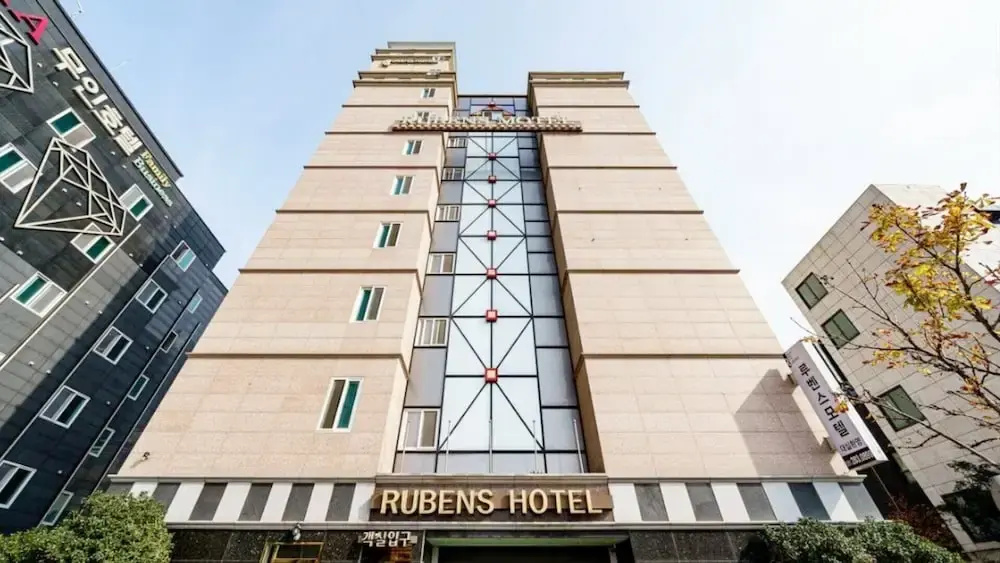 From H Rubens Hotel Mokpo Pyeonghwa Square