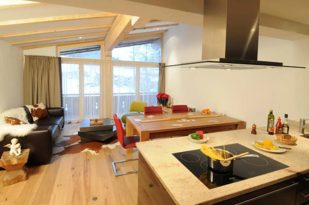 Deluxe Apartment