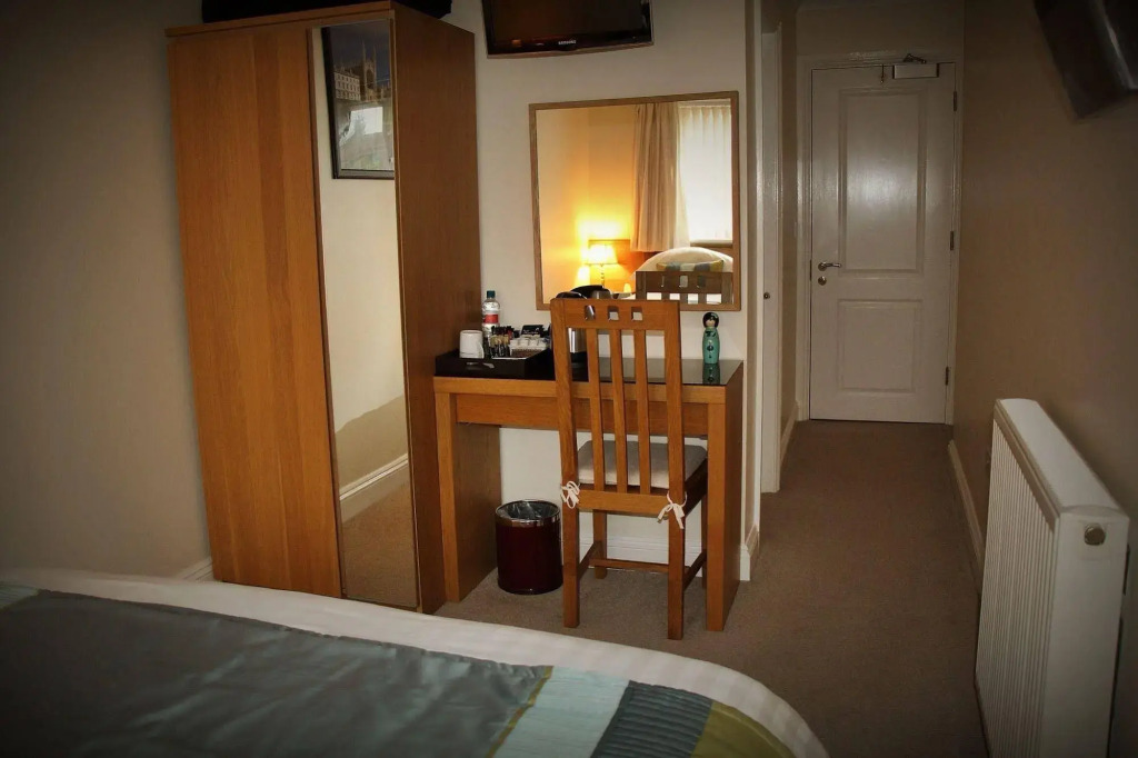 Autumn House — фото 2