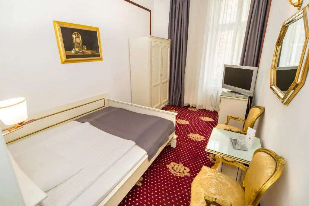 Hotel Imparatul Romanilor - Chambres