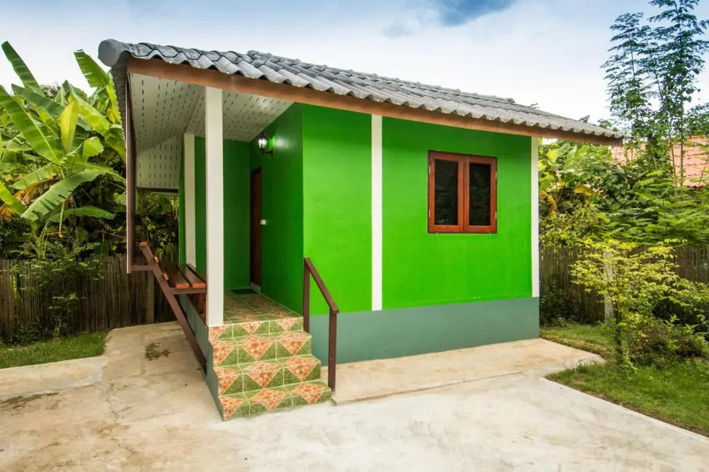 Sarm Mork Guesthouse - Chambres