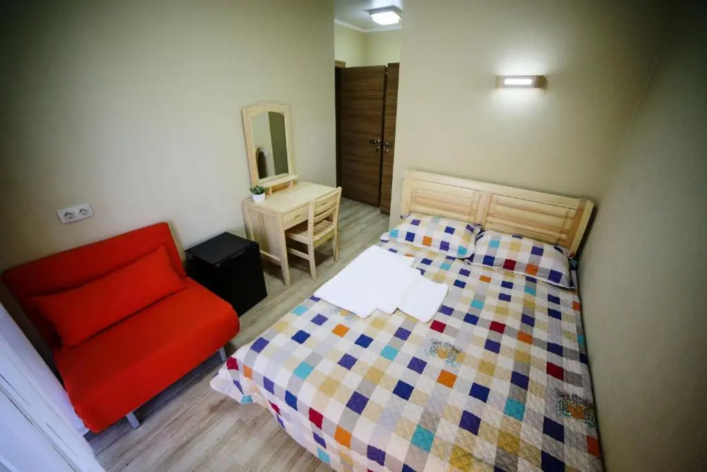 Standard Double room with balcony (full double bed)