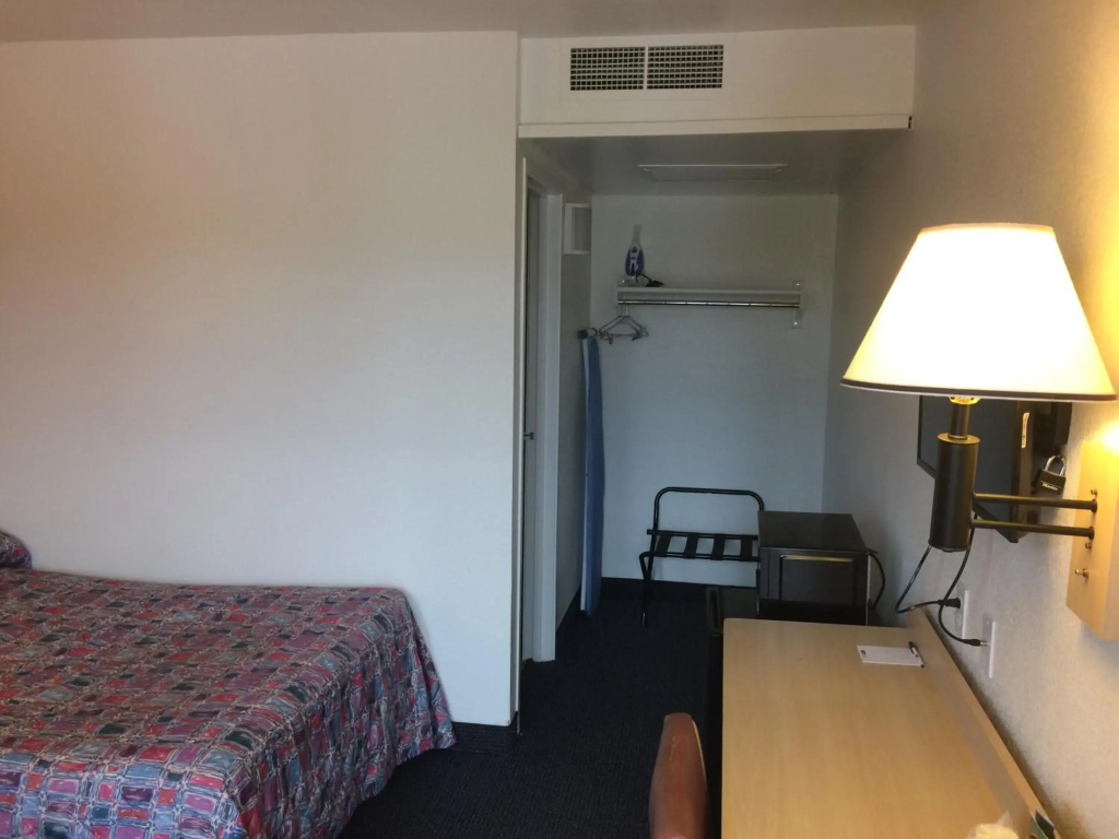 Travelodge by Wyndham Raton - фото 6
