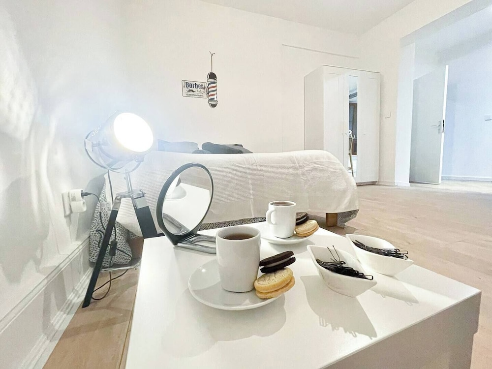 Voir la photo 2 — Studio - Centre Ville - Parking gratuit