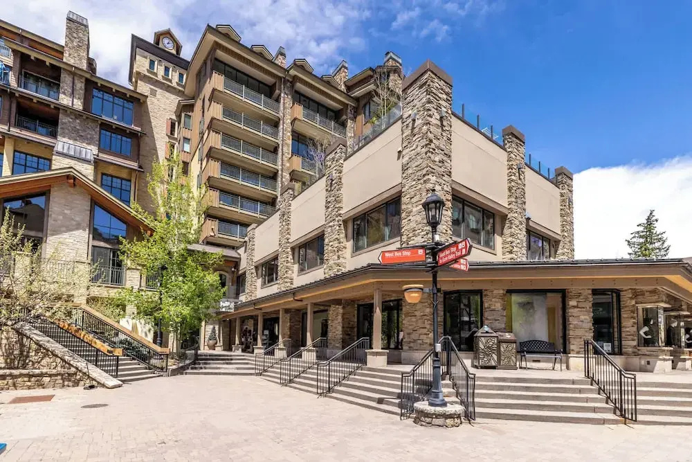 Landmark Vail - Charming Condo for 8 with Resort-style Amenities
