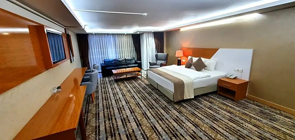 Standard Junior Suite