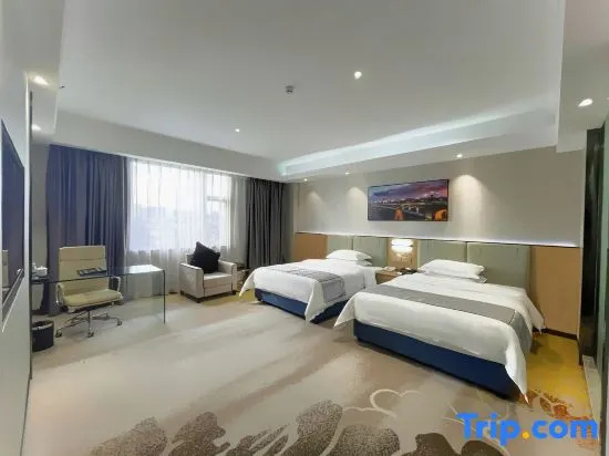 Premier room