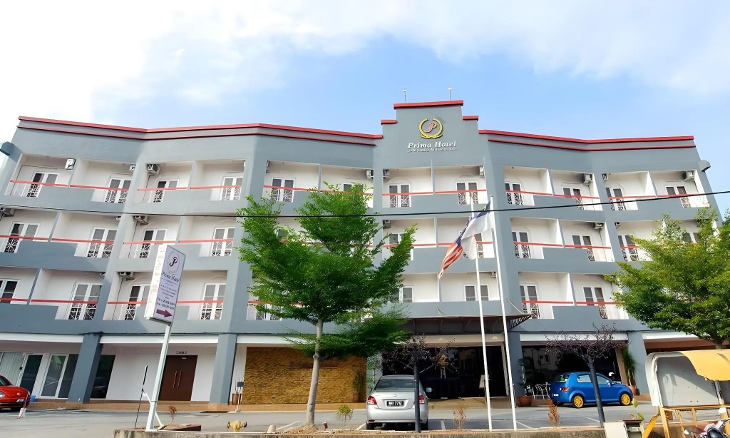 Permaisuri Stadium Hang Jebat