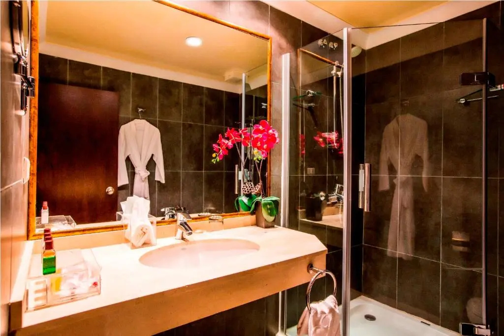Mikhael's Hotel - Chambres