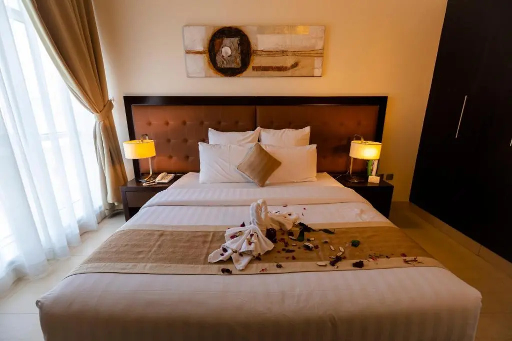 2 Bedrooms Apartment