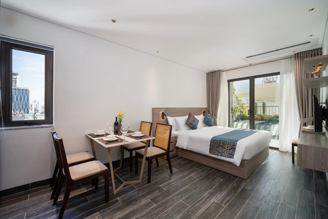 2 Bedrooms Suite with city view
