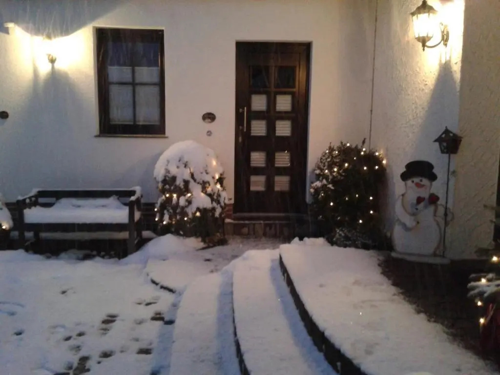 Haus Kollwitzweg - Ferienwohnungen - Chambres