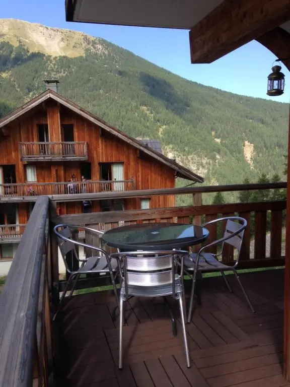 Agence Des Orres - Le Balcon des Airelles T2 en pignon BDA611