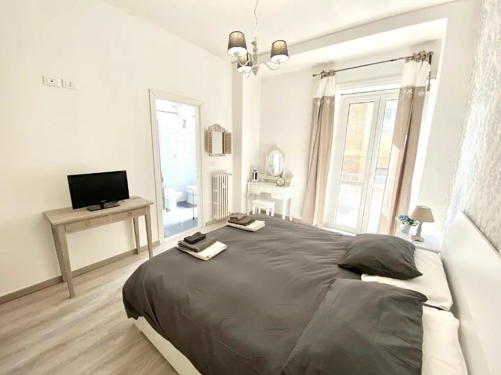 Standard Double room (full double bed)