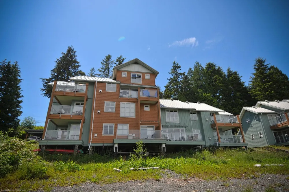 Eik Landing Ocean Front Condos