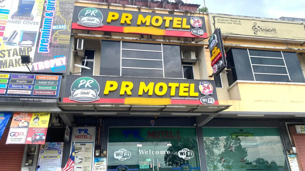 Capital O 91275 Pr Motel