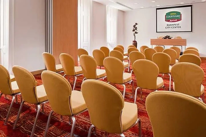 Courtyard by Marriott Budapest City Center - Chambres