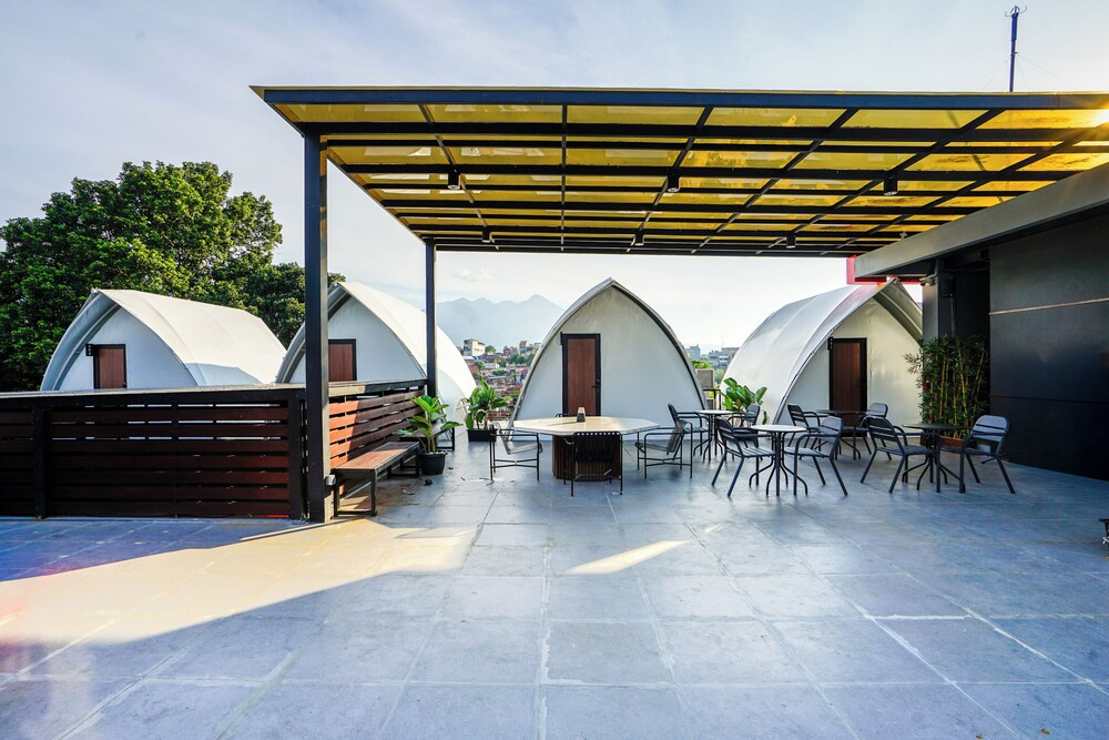 Hebe Hotel Hostel & Hospitality Network