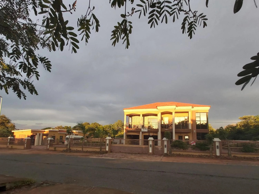 Top Stay Inn