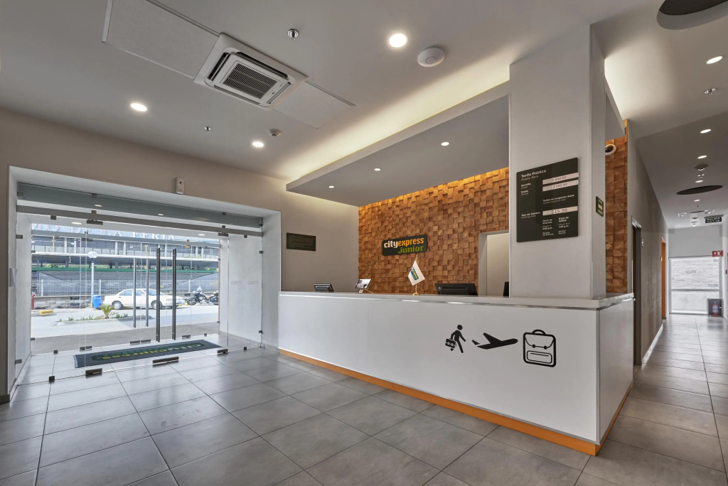 City Express Junior by Marriott León Centro De Convenciones