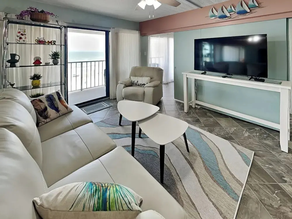Sunny Sands by Ryson Vacation Rentals