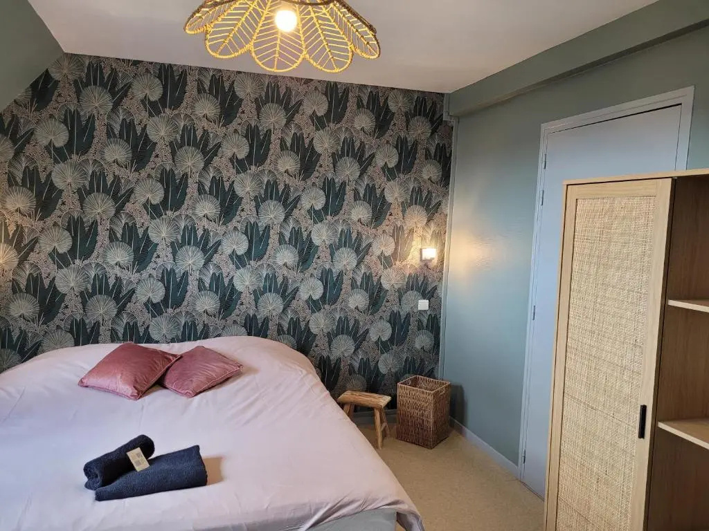 Standard Quintuple room