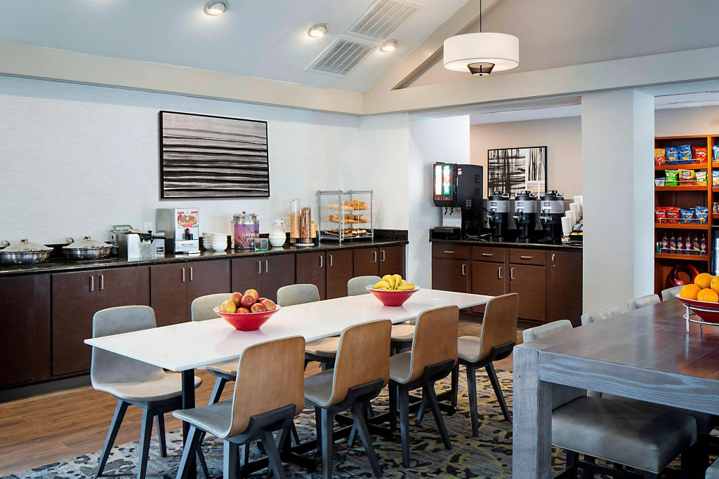 Отель Residence Inn by Marriott Dallas Las Colinas в Ирвинге