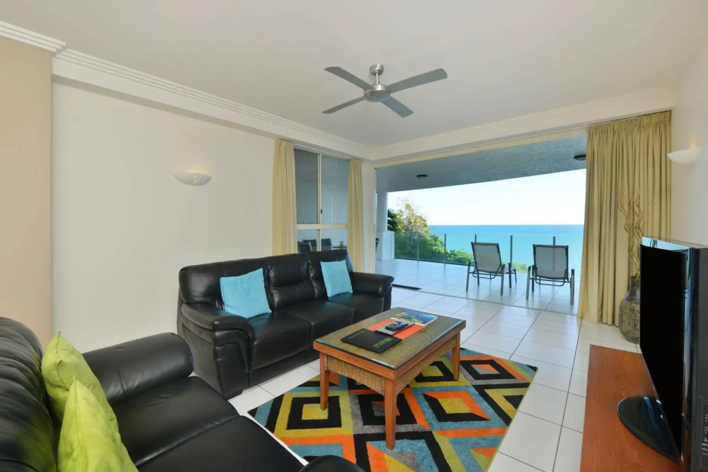 Bellevue At Trinity Beach - Général