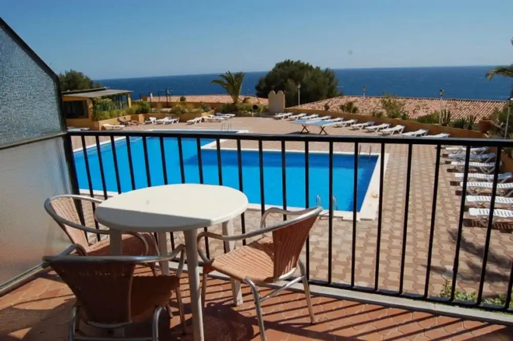 Appartements Méditerranéens Avec Piscine 03
