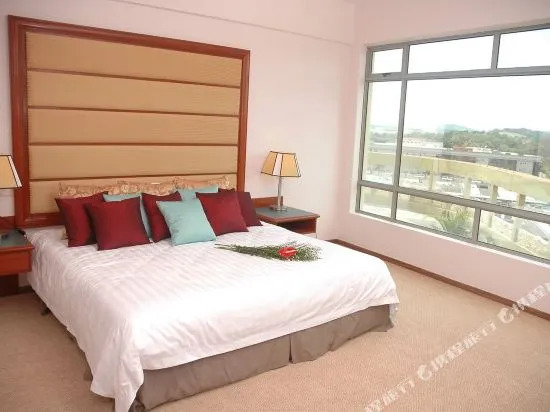 Oriental Crystal Hotel