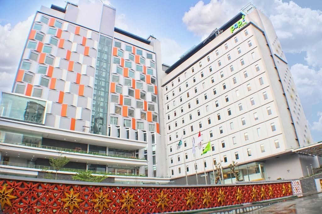 HARRIS Hotel & Conventions Solo in Surakarta