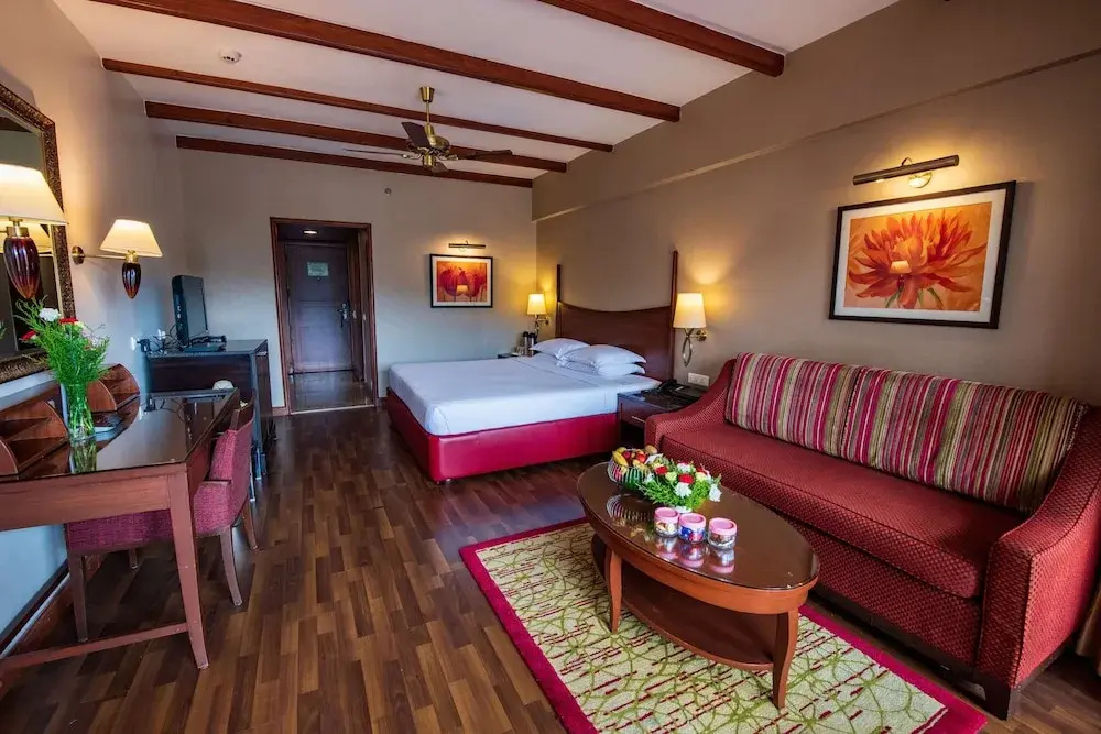 1 Bedroom Deluxe Double room with balcony and with lake view (full double bed)