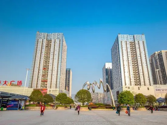 Guilin Fantasy Space Hotel Apartment