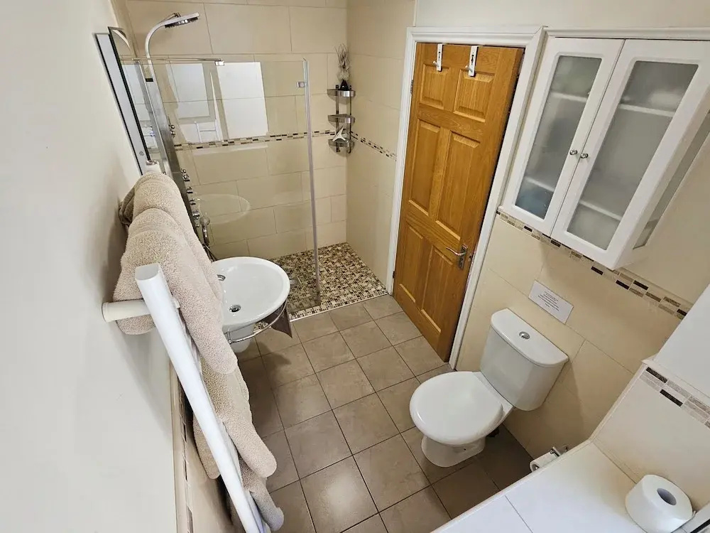2 Bedrooms Standard Family room