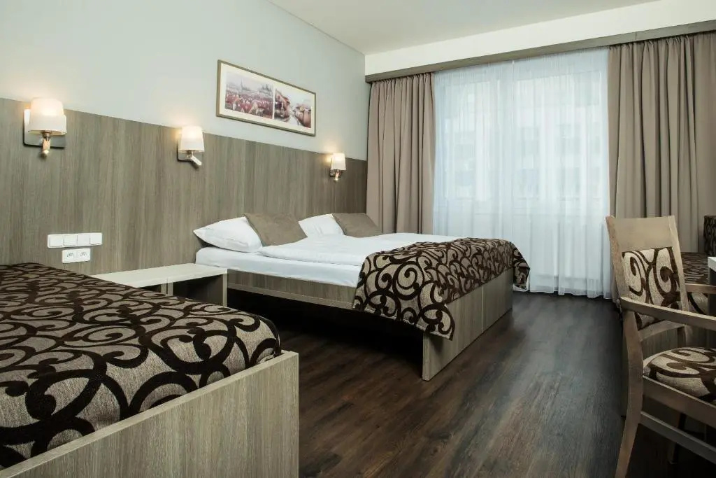 Deluxe with Water World Access Triple room