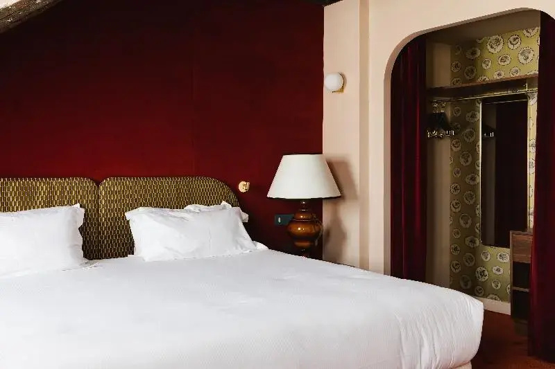 Hôtel L de Lutèce - Notre-Dame 46