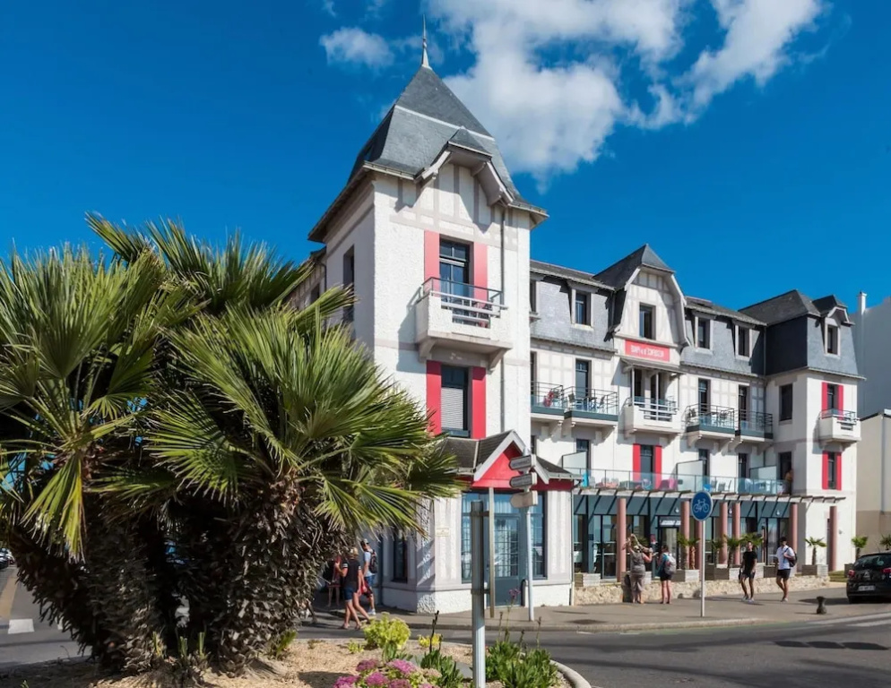 Apartment in Cote D'amour by La Baule Bay