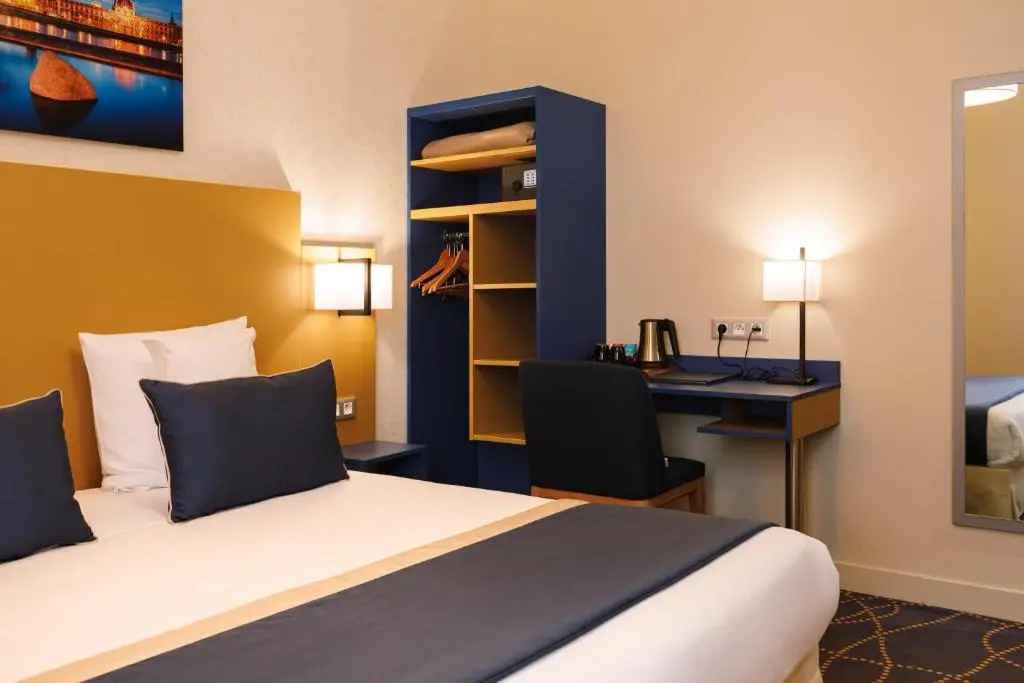 Superior room
