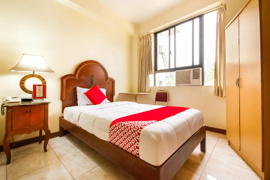 Standard Double room (full double bed)