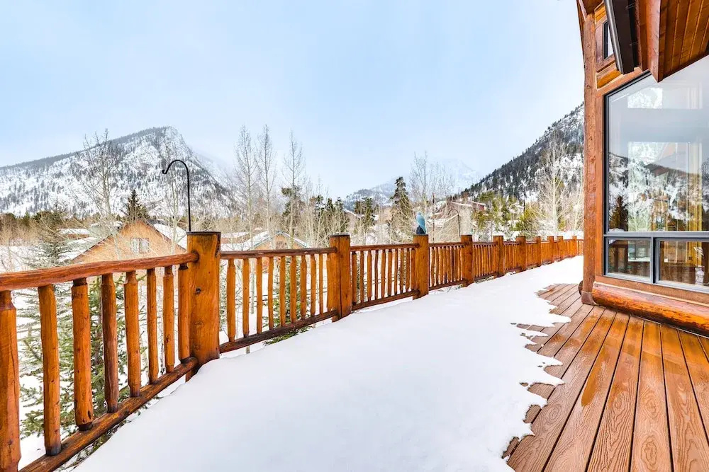 Spacious Frisco Home w/ Hot Tub & Mountain Views!