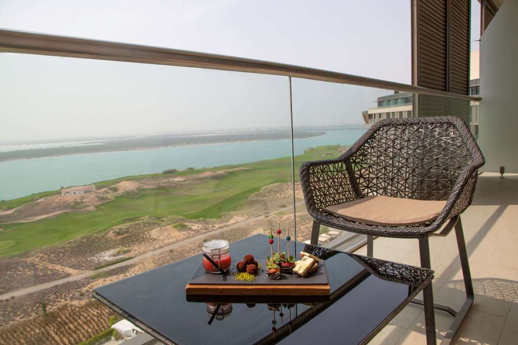 Radisson Blu Hotel, Abu Dhabi Yas Island