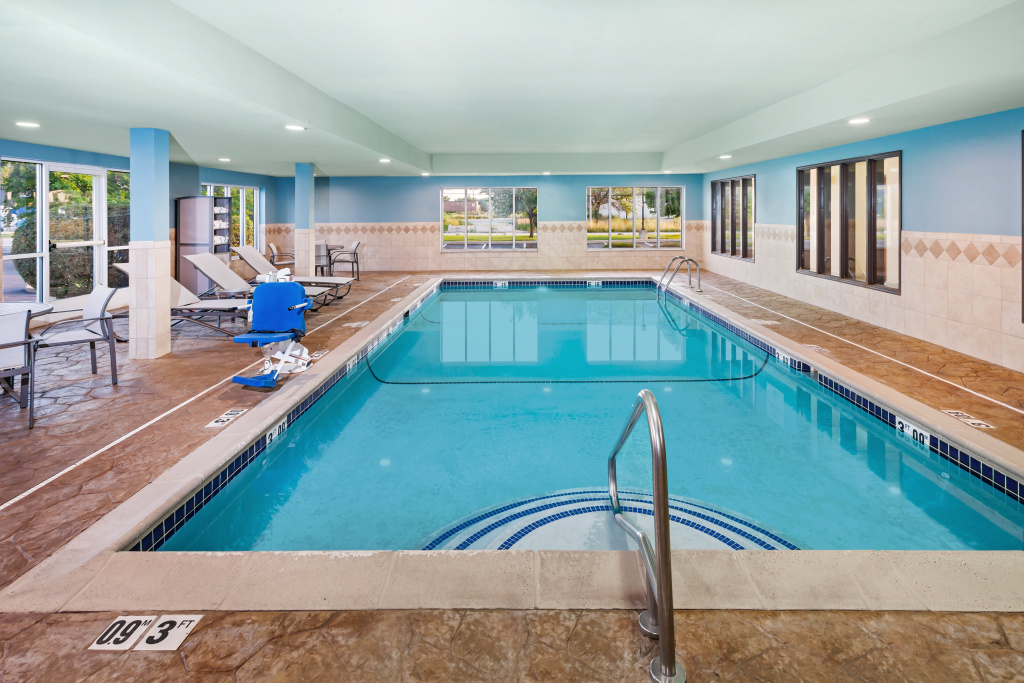 Holiday Inn Express Hotel & Suites Chicago South Lansing by IHG - Général