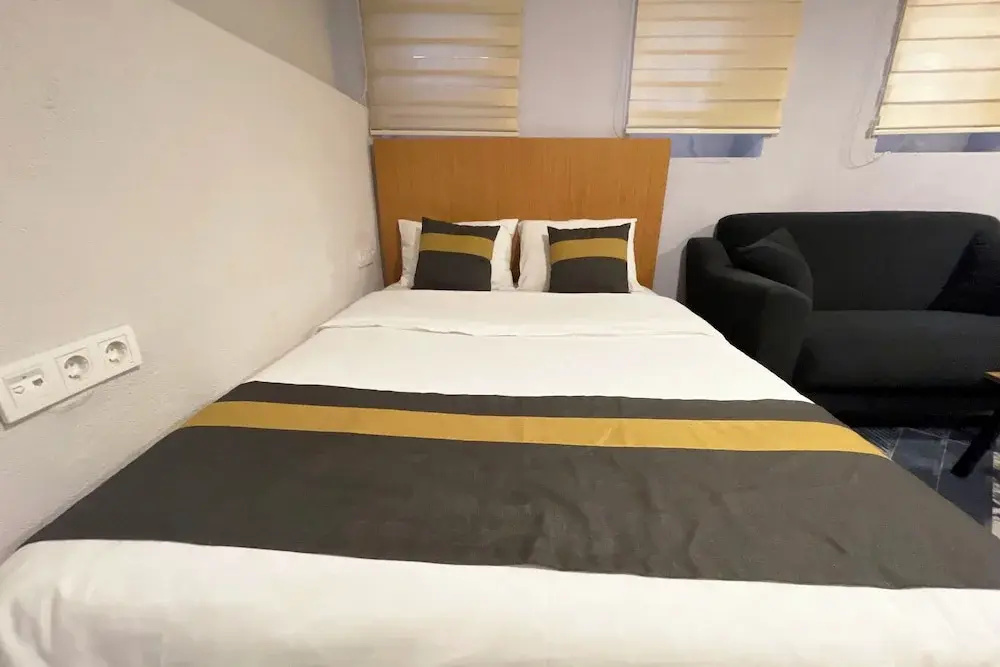 Charming studio apt with fast WiFi and AC near Nisantasi and Taksim #101 — фото