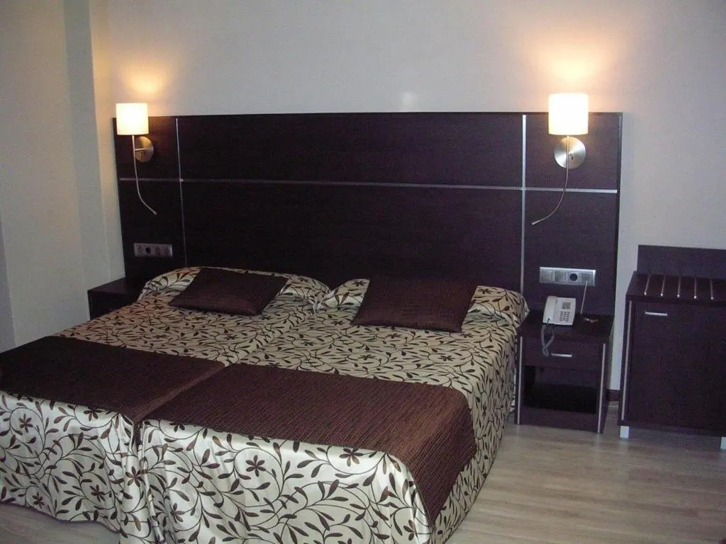 Hotel Francisco II - Chambres