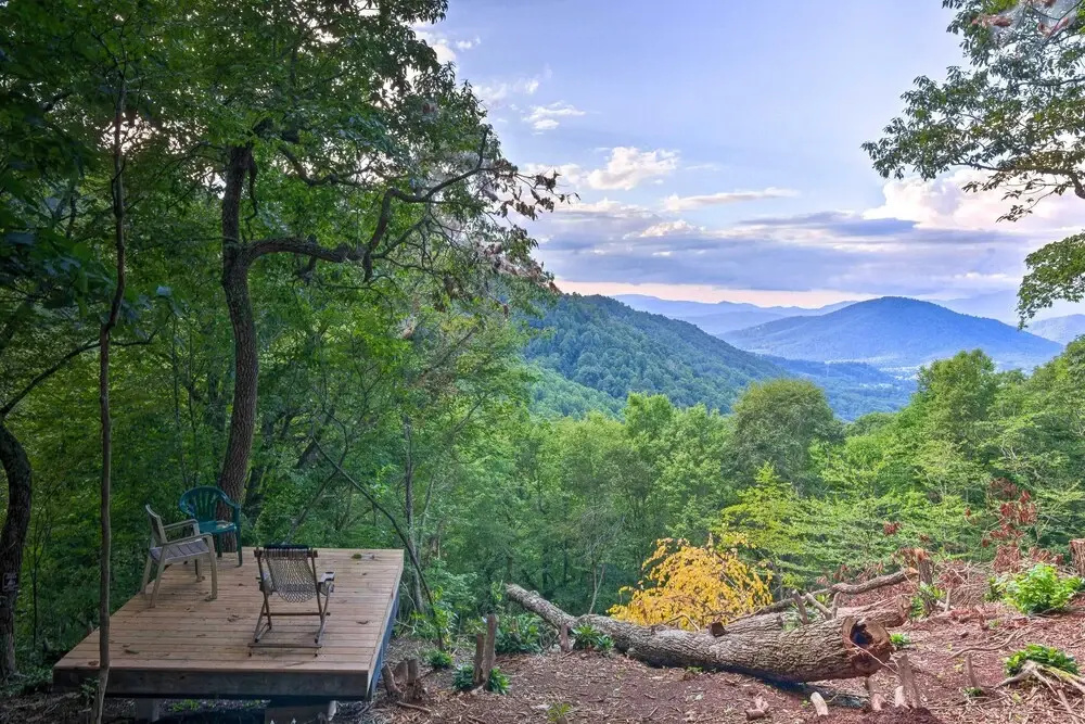 8 Acres + Hiking Trails: Little Switzerland Escape - фото 23