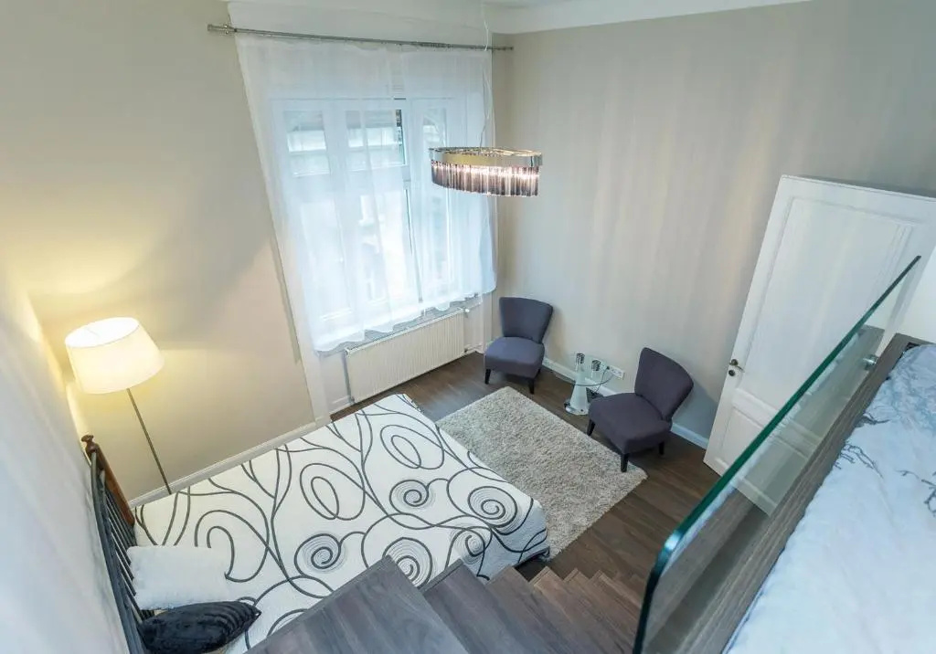 Deluxe Apartment