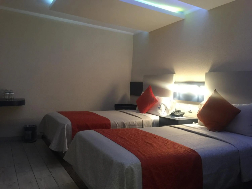 Hotel photo 2