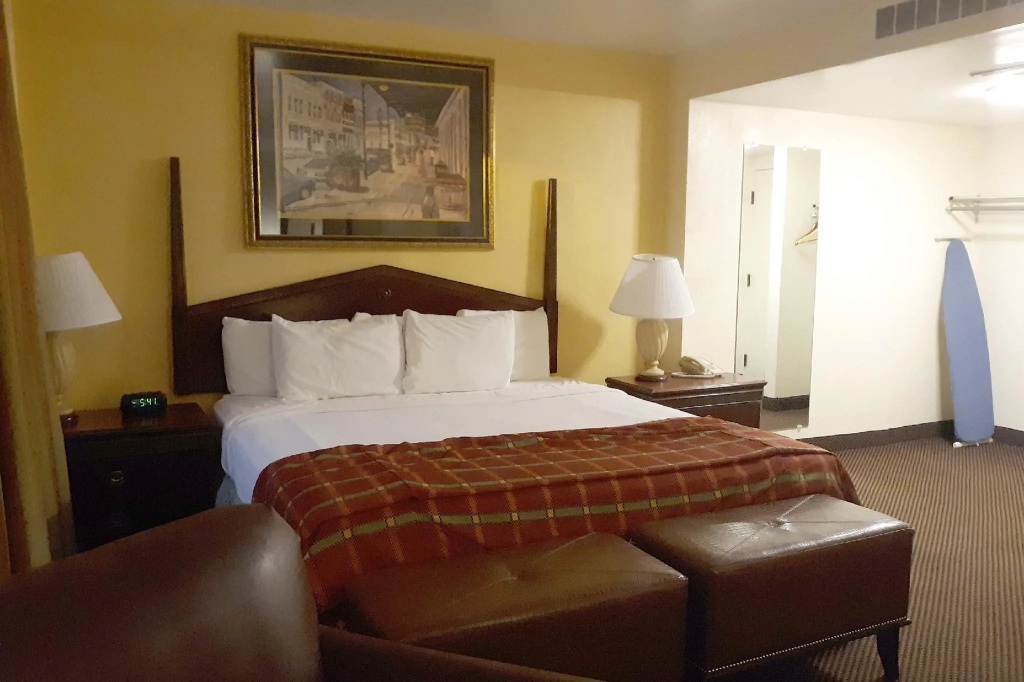 Premium room