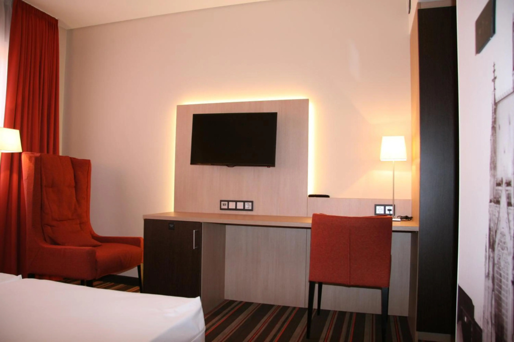 Hotel Fortune — 4