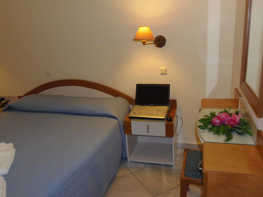 Atlantica Yakinthos, ,